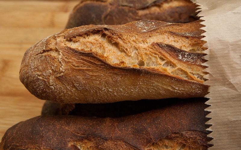 vente-ST LAURENT DU VAR-min_dish-food-baking-cuisine-bread-bakery-399077-pxhere.com